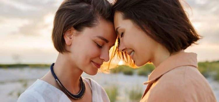 Significato del silenzio-amiche intesa senza parole Significato del silenzio-amiche intesa senza parole